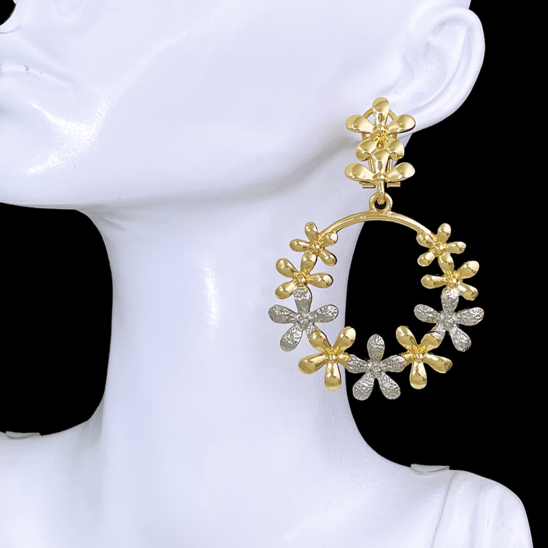 Women Big Drop Earrings 18K Go - Women'S Accessories Trends 2026 ulasan dan harga